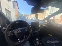 Usata Ford Fiesta ST-Line 120 CV (88 kW) 2017 Grigio Utilitaria