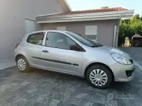 Usata Renault Clio III 75 CV (55 kW) 2006 Grigio Berlina