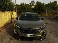 Usata Peugeot 2008 Allure 102 CV (75 kW) 2024 SUV