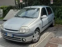 Usata Renault Clio 58 CV (42 kW) 2000 Grigio Berlina