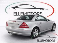Usata Mercedes SLK230 AMG 230 CV (169 kW) 1998 Argento Cabrio