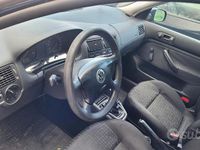 Usata VW Golf IV 110 CV (80 kW) 2000 Blu Berlina