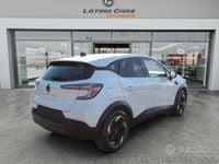 Usata Renault Captur Techno 101 CV (74 kW) 2025 Bianco SUV