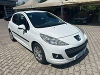 Usata Peugeot 207 75 CV (55 kW) 2010 Bianco(met.) Berlina