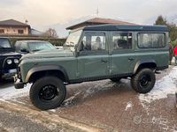 Usado Land Rover Defender SE 122 CV (89 kW) 2010 Verde Familiar