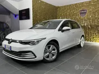 Usata VW Golf VIII Style 116 CV (85 kW) 2022 Bianco Berlina