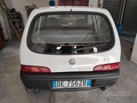 Usata Fiat 600 54 CV (39 kW) 2006 Bianco Utilitaria