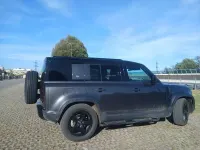 Usata Land Rover Defender SE 200 CV (147 kW) 2022 Grigio SUV