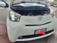 Usata Toyota iQ Executive 101 CV (74 kW) 2010 Utilitaria