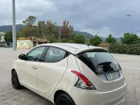 Usata Lancia Ypsilon 69 CV (50 kW) 2018 Bianco Utilitaria