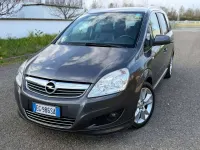 Usata Opel Zafira Cosmo 125 CV (91 kW) 2011 Grigio Monovolume