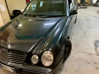 Usata Mercedes E270 Avantgarde 177 CV (130 kW) 2000 Blu Station wagon