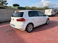 Usata VW Golf VI 140 CV (102 kW) 2011 Bianco Utilitaria