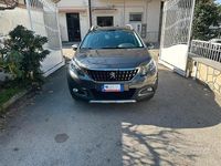 Usata Peugeot 2008 Allure 130 CV (95 kW) 2019 Grigio SUV