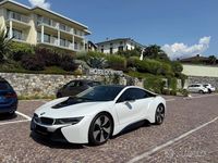 Usata BMW i8 Comfort Edition 374 CV (275 kW) 2017 Bianco Coupé