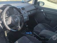 Usata VW Touran 150 CV (110 kW) 2011 Grigio Monovolume