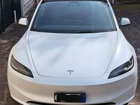 Usata Tesla Model 3 RWD 235 kW (320 CV) 2025 Bianco Berlina