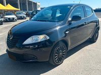 Usata Lancia Ypsilon Silver 69 CV (50 kW) 2014 Nero Utilitaria