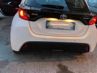 usata Toyota Yaris Hybrid Business
