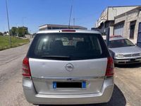 Usata Opel Zafira Edition 140 CV (102 kW) 2010 Argento Monovolume