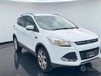 Usata Ford Kuga Titanium 150 CV (110 kW) 2015 Bianco SUV