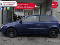 Usata Fiat Stilo Active 103 CV (75 kW) 2004 Blu/azzurro Berlina