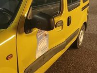 Usata Renault Kangoo 65 CV (47 kW) 2003 Giallo Monovolume