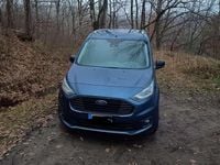 Usata Ford Tourneo 120 CV (88 kW) 2018 Blu/azzurro Monovolume