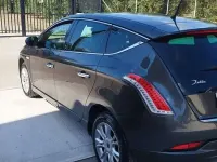 Usata Lancia Delta Gold 105 CV (77 kW) 2014 Grigio canna di fucile Utilitaria