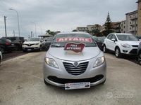 Usata Lancia Ypsilon 69 CV (50 kW) 2014 Grigio Utilitaria