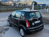 Usata Lancia Musa 90 CV (66 kW) 2008 Nero Monovolume