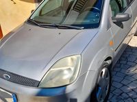 Usata Ford Fiesta 2005 Grigio Utilitaria
