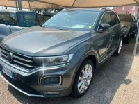 Usata VW T-Roc 116 CV (85 kW) 2019 Grigio SUV