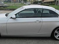 Usata BMW 320 Cabriolet 170 CV (125 kW) 2009 Argento Cabrio