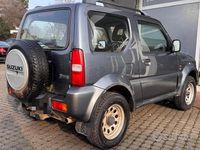 Usata Suzuki Jimny 85 CV (62 kW) 2007 Grigio SUV