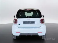 Usata Smart ForTwo Electric Drive Prime 41 kW (56 CV) 2021 Bianco Berlina
