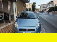 Usata Fiat Grande Punto 69 CV (50 kW) 2012 Blu Utilitaria