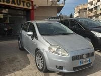 Usata Fiat Grande Punto Dynamic 90 CV (66 kW) 2008 Grigio Utilitaria