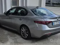 Usata Alfa Romeo Giulia 160 CV (117 kW) 2020 Grigio Berlina