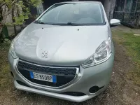 Usata Peugeot 208 82 CV (60 kW) 2013 Argento Utilitaria