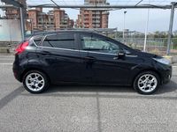 Usata Ford Fiesta Titanium 82 CV (60 kW) 2012 Nero Utilitaria