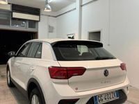 Usata VW T-Roc Sport 150 CV (110 kW) 2021 Bianco SUV