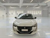 Usata Peugeot 208 Active 101 CV (74 kW) 2022 Bianco Utilitaria