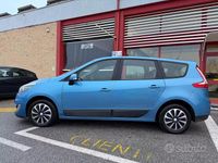 Usata Renault Scénic III 110 CV (80 kW) 2013 Blu/azzurro Monovolume