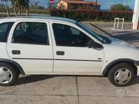 Usata Opel Corsa 1997 Bianco Berlina