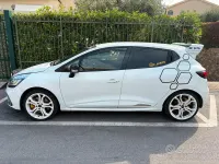 Usata Renault Clio R.S. 200 CV (147 kW) 2022 Bianco Utilitaria
