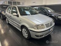 Usata VW Polo Highline 101 CV (74 kW) 2000 Grigio Berlina