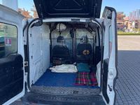 Usata Fiat Doblò 120 CV (88 kW) 2010 Bianco Monovolume