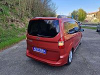 Usata Ford Tourneo Courier 75 CV (55 kW) 2015 Rosso Monovolume