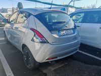 Usata Lancia Ypsilon Gold 69 CV (50 kW) 2021 Grigio Utilitaria